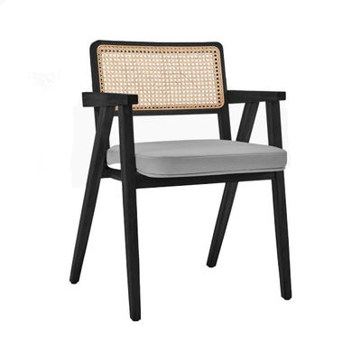 kopen Zwarte houten en riet stoel stapelbare Retro Rattan houten fauteuil online vervaardiging