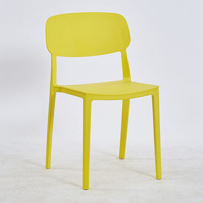 kopen Postverpakking Y stapelbare tuin Restaurant Plastic Kleuren Eetkamer stoelen Eetkamermeubilair online vervaardiging