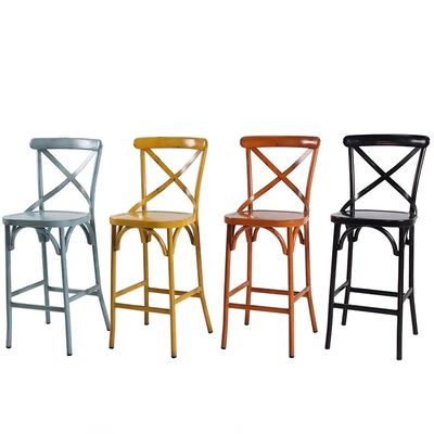 kopen PP-plastic buitenbarstoelen X cross back stapelbare polypropyleen barstoelen online vervaardiging